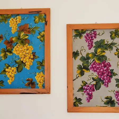 Semesterbostad Petrus Vacanze