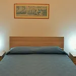 Holiday home Petrus Vacanze Camisa
