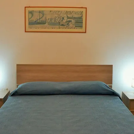 Holiday home Petrus Vacanze Camisa